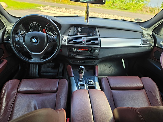 BMW X6 9 of 13