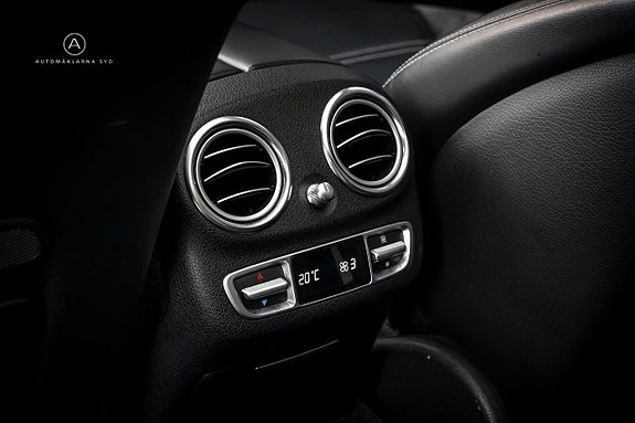 Mercedes-Benz AMG GT Coupe 19 of 27
