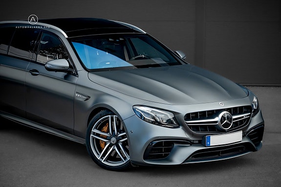 Mercedes-Benz AMG GT Coupe 5 of 27