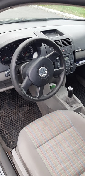 Volkswagen Polo 7 of 9