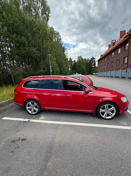 Volkswagen Passat 3 of 7