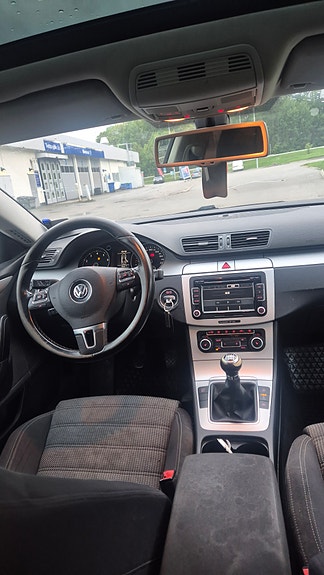 Volkswagen Passat CC 9 of 9