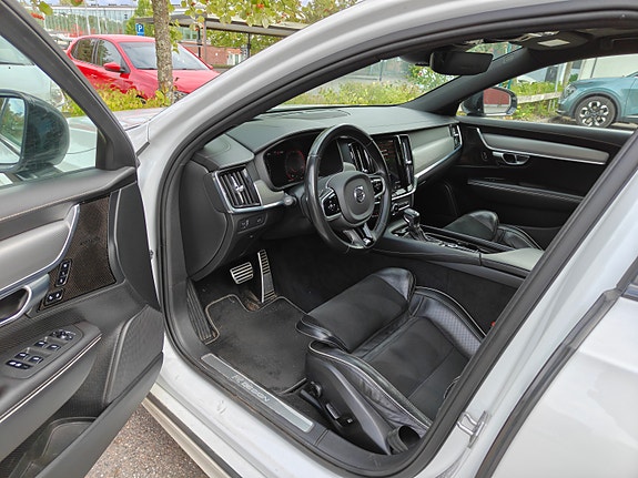 Volvo V90 6 of 11