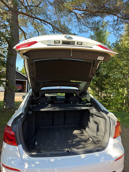 BMW 320d 8 of 9
