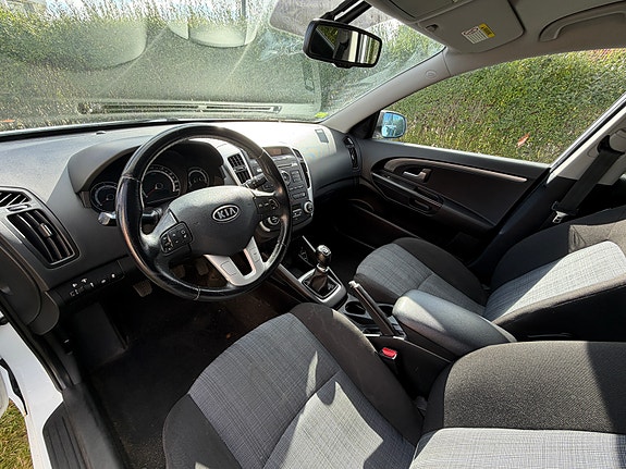 Kia Ceed 6 of 7