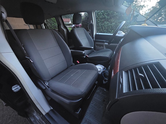 Chrysler Grand Voyager 8 of 10
