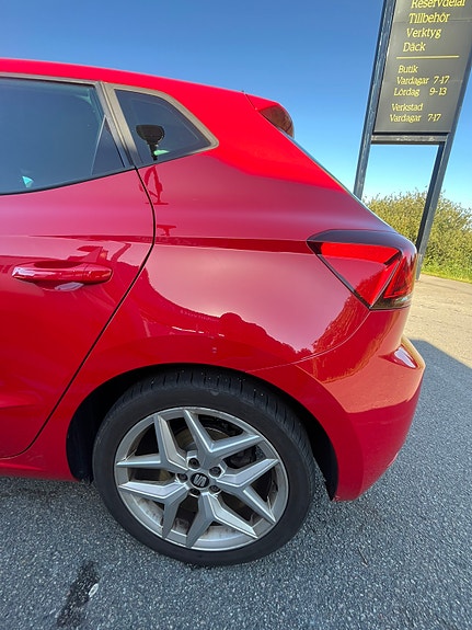 Seat Ibiza 5 of 9