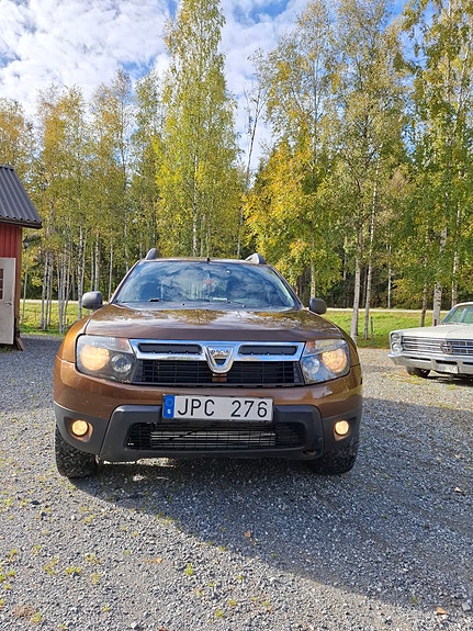 Dacia Duster 2 of 7