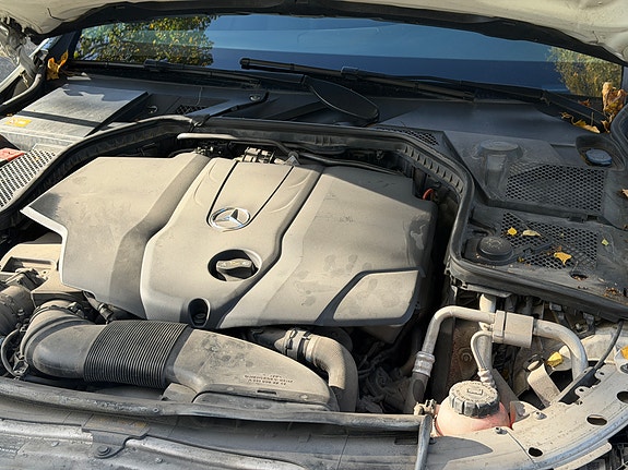 Mercedes-Benz C220 8 of 10