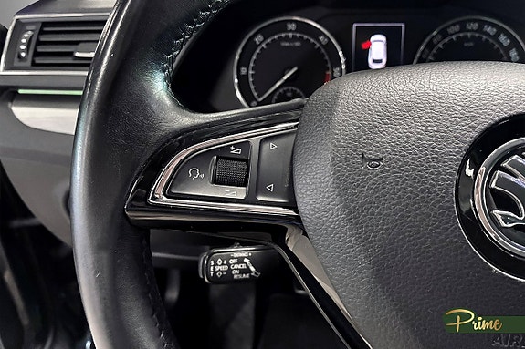 Skoda Superb 12 of 17