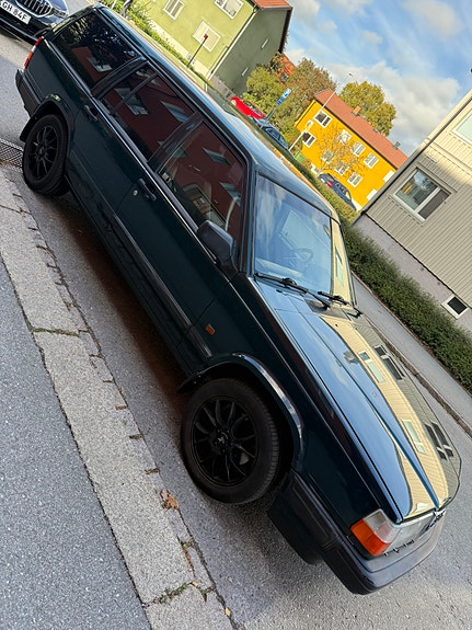 Volvo 940 2 of 15