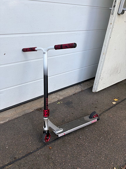 Product image 1 of 7