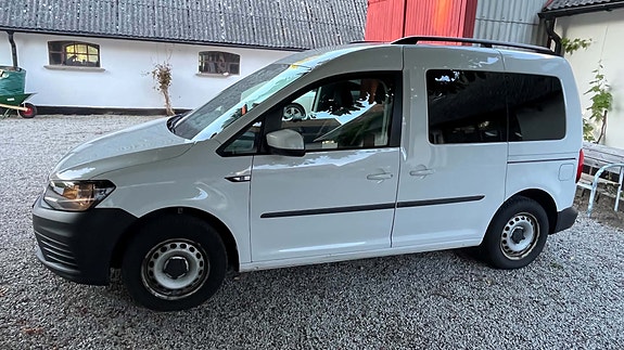Volkswagen Caddy 3 of 9