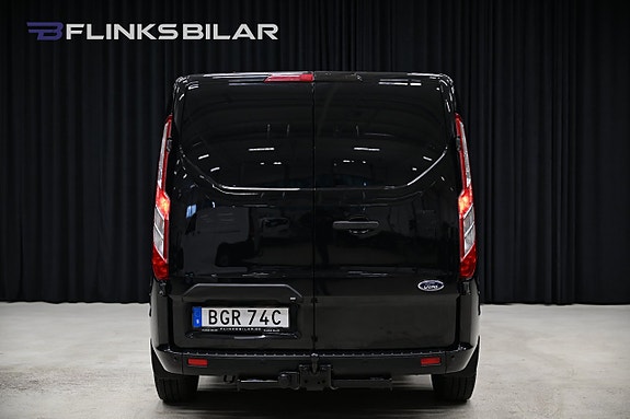 Ford Transit Custom 9 of 27