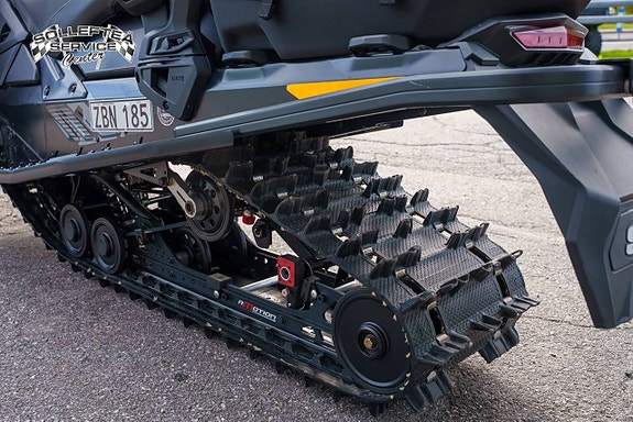 SKI-DOO RENEGADE X-RS 850 E-TEC -18 3 of 9