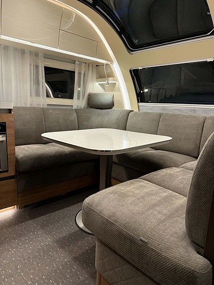 Adria Alpina 763 UK 2 of 8