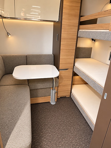 Adria Alpina 763 UK 5 of 8