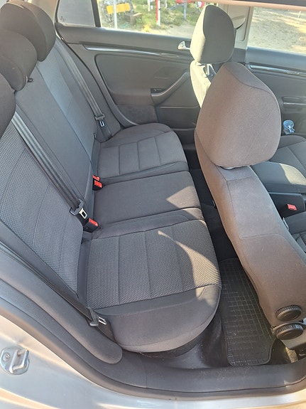 Volkswagen Golf VI 9 of 15