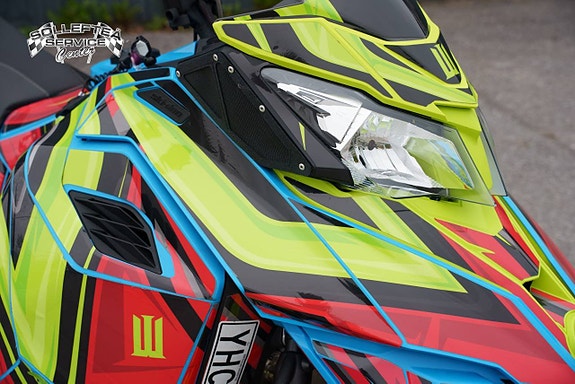 SKI-DOO FREERIDE 154 800R -17 8 of 10