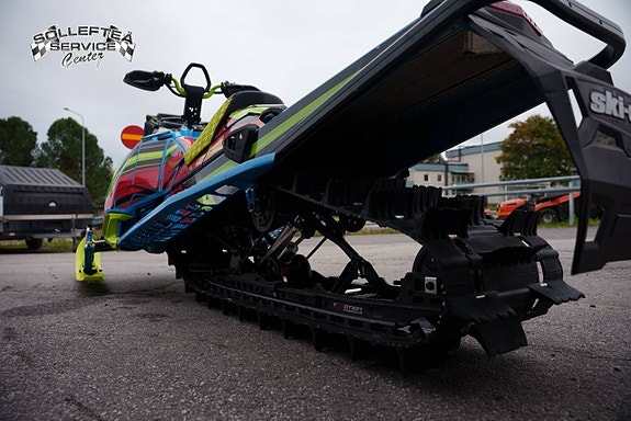 SKI-DOO FREERIDE 154 800R -17 3 of 10