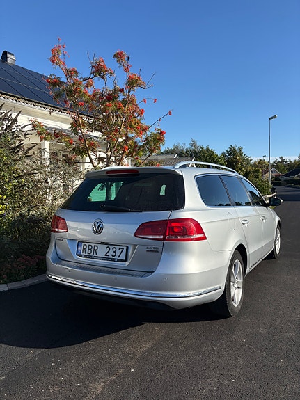 Volkswagen Passat 3 of 3