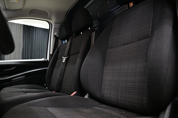 Mercedes-Benz Vito 111 18 of 24