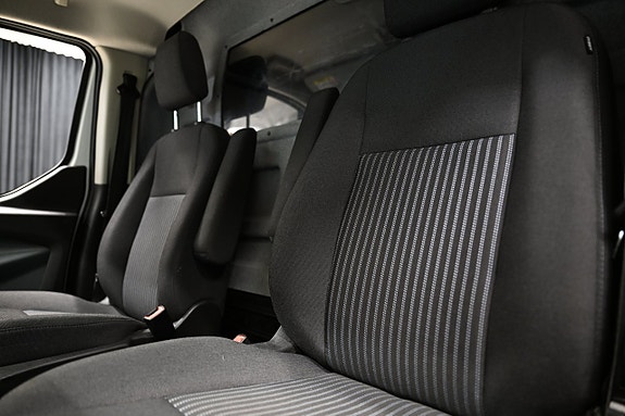 Ford Transit Custom 21 of 29