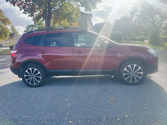 Nissan Qashqai+2 3 of 15