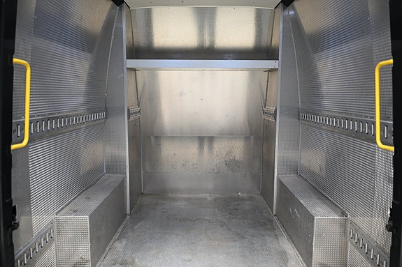 Volkswagen Crafter 7 of 30