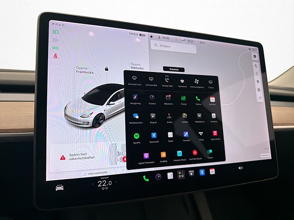 Tesla Model 3 23 of 30