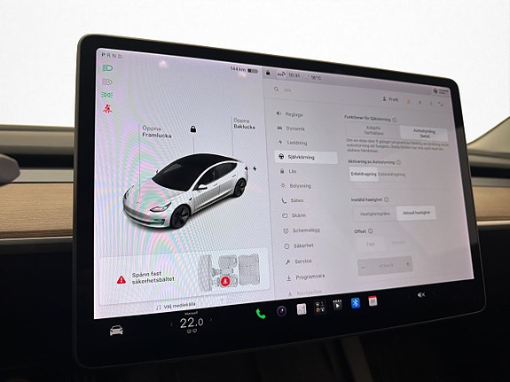 Tesla Model 3 20 of 30
