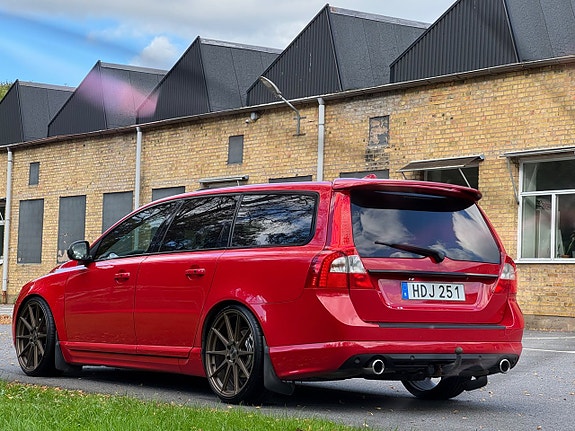 Volvo V70 14 of 30