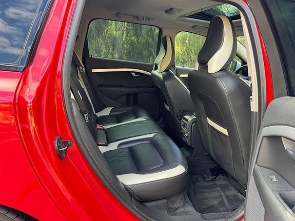 Volvo V70 26 of 30