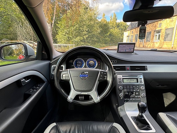 Volvo V70 28 of 30