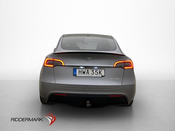 Tesla Model Y 6 of 30