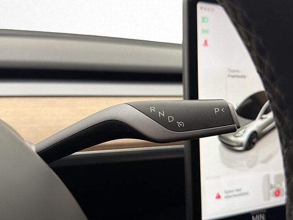 Tesla Model 3 16 of 30