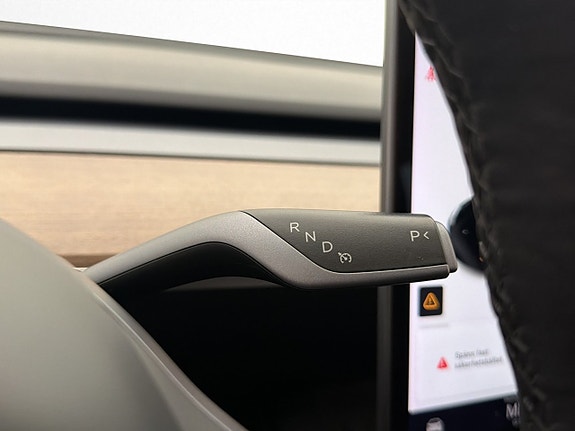 Tesla Model 3 16 of 30