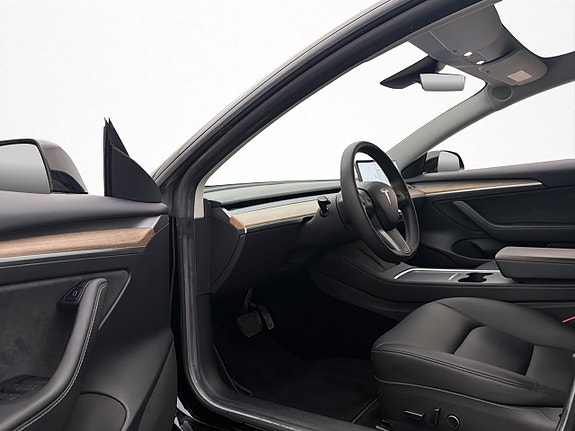 Tesla Model 3 10 of 30