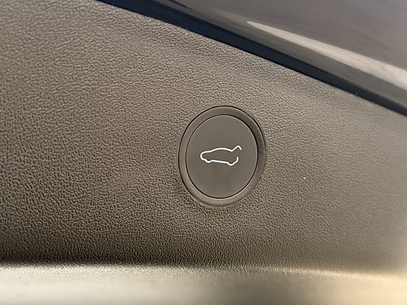Tesla Model 3 30 of 30