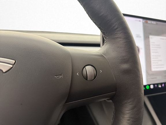 Tesla Model 3 15 of 30