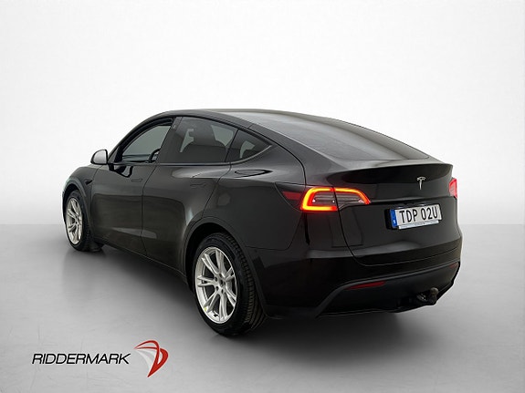 Tesla Model Y 6 of 30