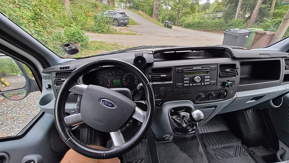 Ford Transit 14 of 22