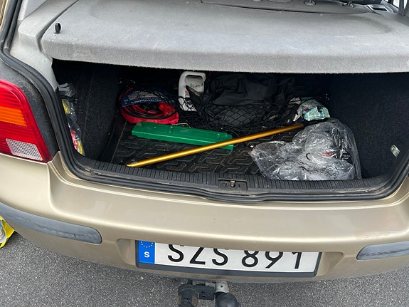 Volkswagen Golf IV 9 of 9