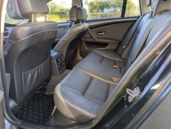 BMW 525d 6 of 14