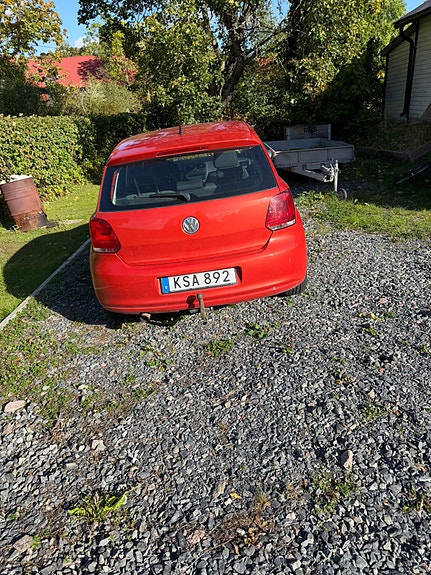Volkswagen Polo 2 of 5