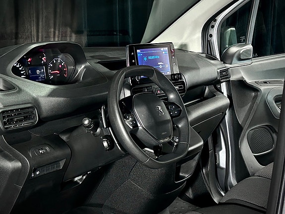 Peugeot Partner 9 of 23