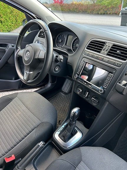 Volkswagen Polo 3 of 5