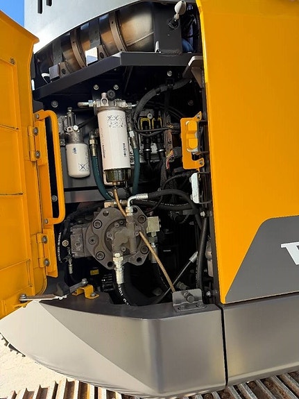 Volvo ECR 235 E 16 of 16