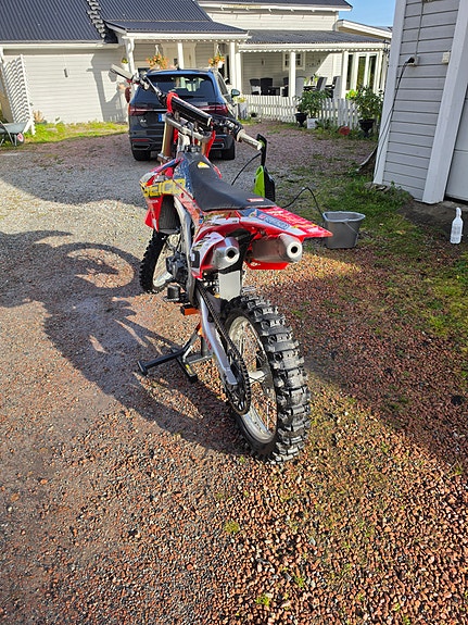 Honda CRF 450R 5 of 5