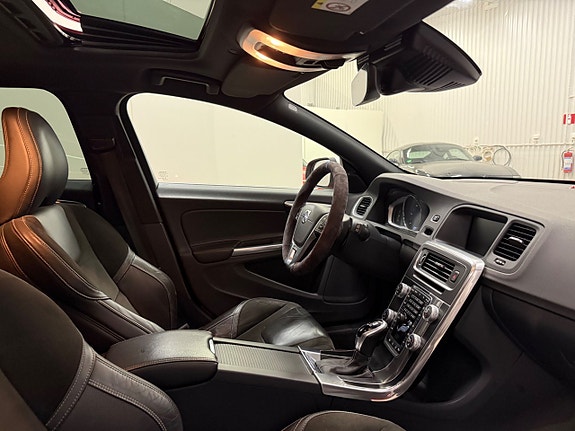 Volvo V60 28 of 30